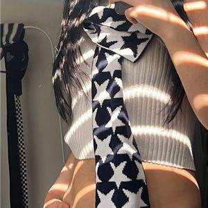reversible Y2K knitted star scarf
